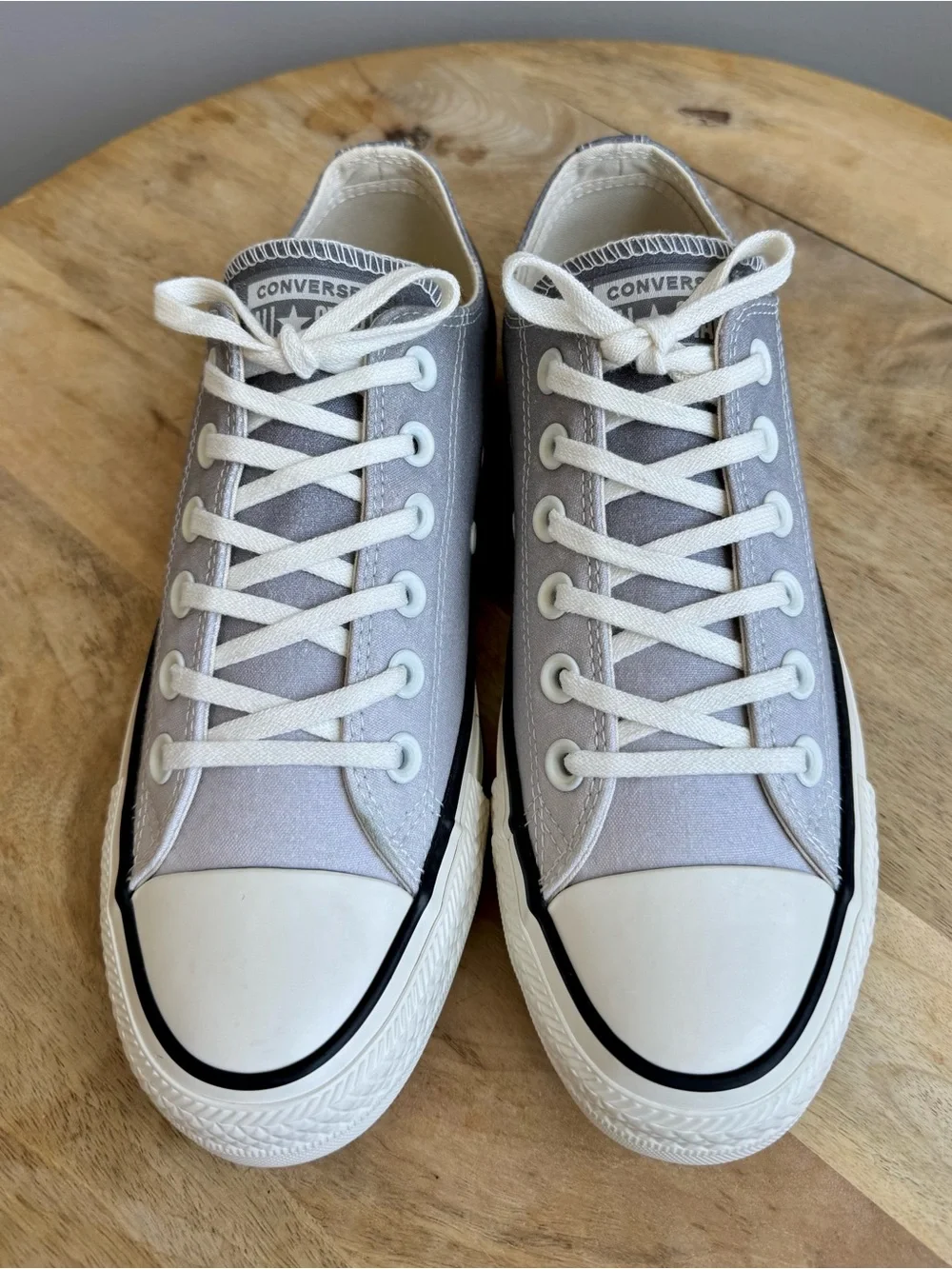 Converse Chuck Taylor All Star Low Top Ombre Fade Gray Women 7.5 Sneakers New